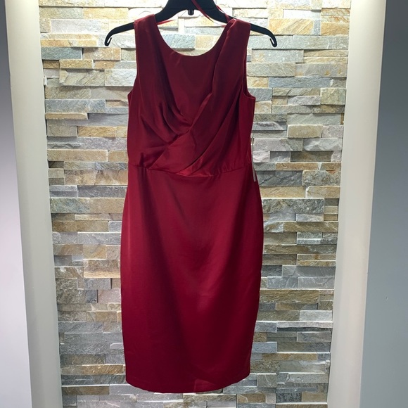 Maggy London Women's Satin Draped Cocktail Sheath - Picture 4 of 7